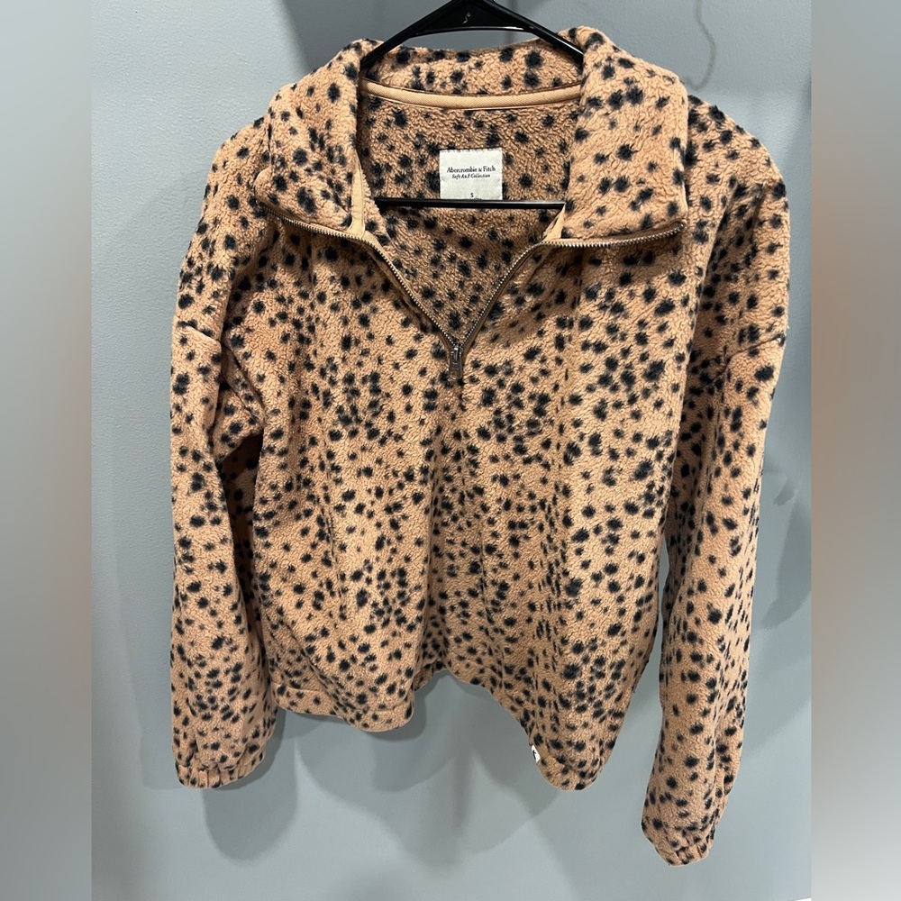Abercrombie cheetah fleece!
